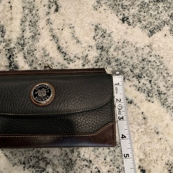 Dooney & Bourke wallet - Picture 8 of 10